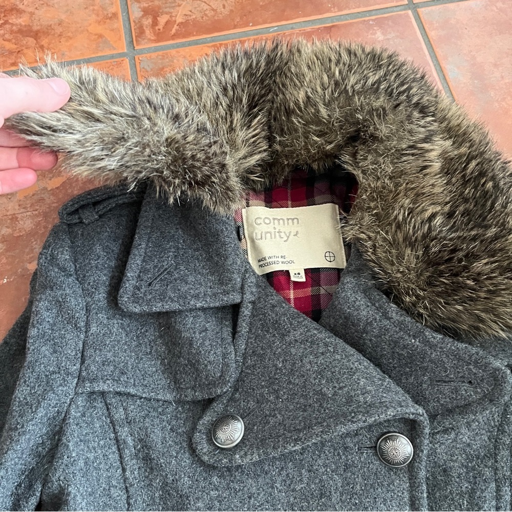 Aritzia Community Wool Peacoat - Picture 13 of 16